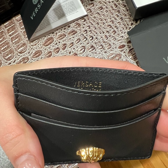 Versace La Medusa Leather Card Holder - Picture 3 of 5